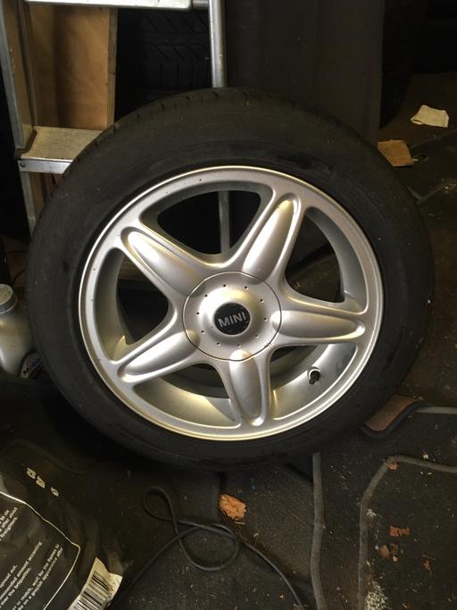 Vehicles South West London Raynes Park - South West London - Photos for Mini Cooper star blaster alloy set of 4