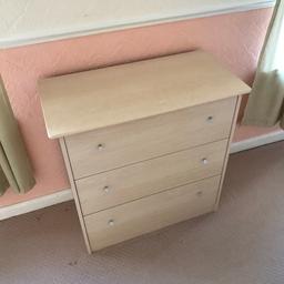Chest of drawers in great condition, flat pack but better to collect as is! Minimal use