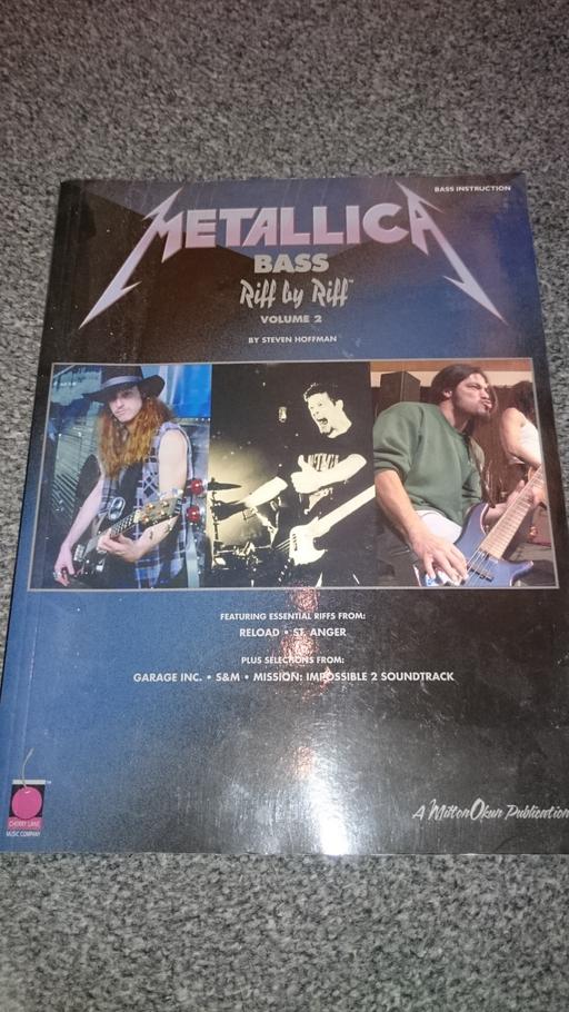 Buy & Sell West Yorkshire Wakefield - Photos for metallica bass riff vol 2 music song book