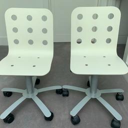 Two IKEA desk chairs 🪑 
Very good condition and hardly sat on 🥳
These would fit so many ages as they are a perfect shape for any desk and can change the height by quite a bit! 🤩
Bought them each for £25, so £50 all together!
x1-£15
x2-£25
Such a good deal if you ask me😍
Collection from SW6 😅😌

#chair #desk #kids #teenagers #comfy

Condition: 8/10 
Owned each of them for about 6 months(bought them together) 
Really good condition and so much use left!!😛
