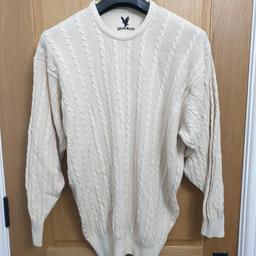 Cream Cricket Jumper

Lyle & Scott
X Large
New but no tags

55% Cotton 45% Wool

Can post for £3.50