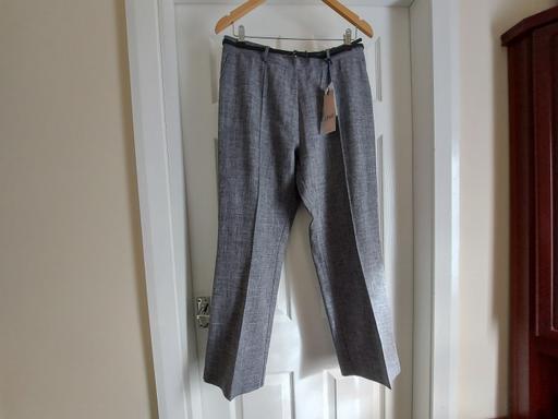 Buy & Sell Lancashire Pendle - Photos for Trousers 