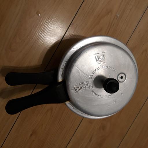 Buy & Sell West Drayton Hillingdon - Photos for Moving out of country: Pressure cooker