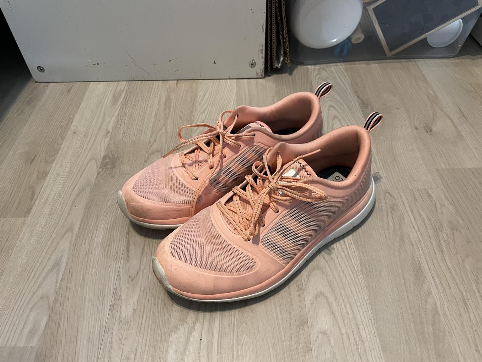 Selena Gomez x adidas neo shoes in 8223BE Lelystad fur 35 00 zum Verkauf Shpock DE