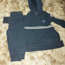 baby girls moncler tracksuit age 6-9 months dose have a slight mark on the front is not noticeable when on