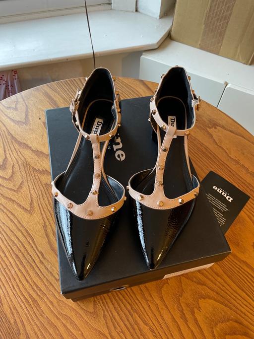 Buy & Sell North London Osidge - North London - Photos for Black Court Shoes