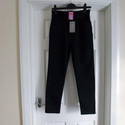 Trousers "M&S”School Skinny Leg Black Colour
 New With Tags

Stain&Weatherproof Crease Resistant With Stretch

Actual size: cm

Length: 93 cm measurements from waist front

Length: 96 cm measurements from waist back

Length: 94 cm side from waist

Volume Waist: 69 cm – 70 cm – actual size,
Waist: 26 in (UK), Eur 65 ½ cm - on the label.

Volume Hips: 77 cm – 82 cm

Age: 12-13 Years (UK)
Height: 5ft 2 in; 62 in (UK)
Eur 158 cm

64 % Polyester
 34 % Viscose
 2 % Elastane

Exclusive of Trimmings

Made in Bangladesh.