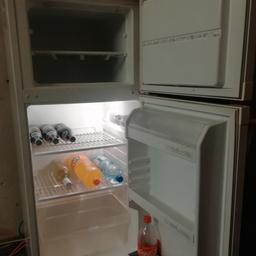 Verkaufe meinen gut erhaltenen, funktionstüchtigen  Kühlschrank. Perfekt für den Partyraum oder Gartenküche :)

Bei Fragen stehe ich gerne zur Verfügung!