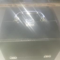 Great condition black strong make up case with storage compartments