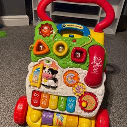 vtech baby Walker
Excellent condition