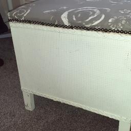 collection only warrington ....
grey and white ....
recoverd top and studded .....
legs need a touch up if preferred I like as it is distressed look.....
clean inside.....