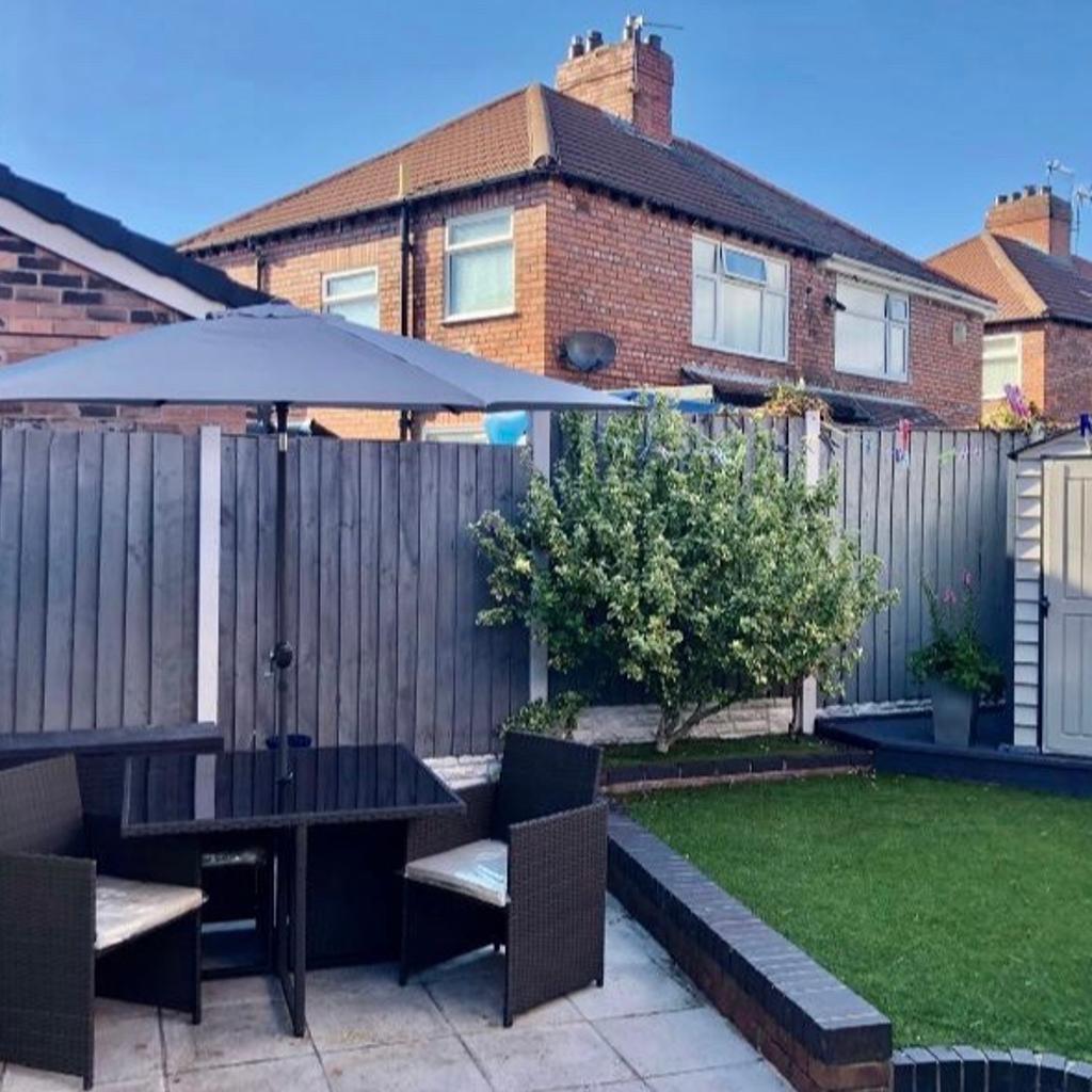 Duramax EverMore 4 x 6 Plastic Garden shed in L14 Knowsley für 145,00