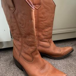 Office leather boots. Great condition.
