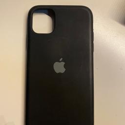 Vendo cover Apple nera per iPhone 11