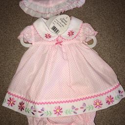 Baby Girls Dummer Dress With Matching Knockers & Hat
Brand New With Tags
Size - Newborn

Collection Welwyn or postage £3.20