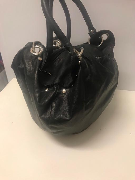 Buy & Sell South East London Crofton Park - South East London - Photos for Black leather bag