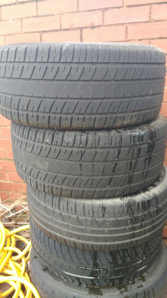 car-tyres-in-wv10-wolverhampton-f-r-30-00-zum-verkauf-shpock-at