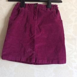 A lovely corduroy skirt from John Lewis for an 11 year old. Waist 24” but with the elastic adjustment at the side it will stretch to a 26” waist.
98% cotton and 2% elastase it will wash at 40 degrees.
A button fastener and a short zip at the front.
Hardly worn