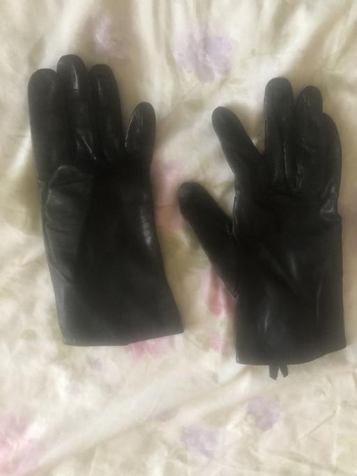 Buy & Sell East London Cann Hall - East London - Photos for Next ladies soft leather gloves