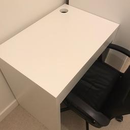 White desk 
Drawer 
No scratches 
Never used