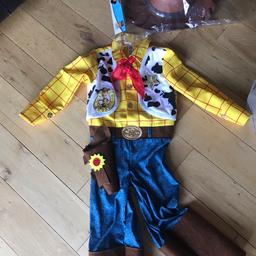 Toy story Woody Outfit 110-116 cm 5-6 years. 
Very good condition.