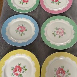 Provenance rose print from cath kidston 
Some wear to print in areas but nothing out the norm 
Small chip as shown in one one pink plate

£25 no offers and I can’t post sorry 
Going for a lot more on ebay so price is fair and fixed 
Collection only