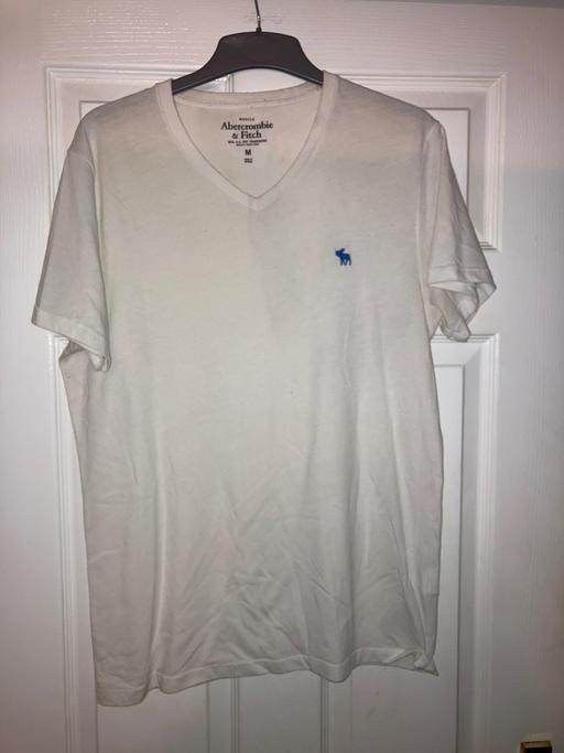 Buy & Sell West Midlands Sandwell - Photos for Abercrombie and Fitch Tee Shirt Medium