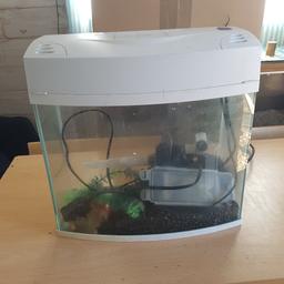 fish tank for sale used but still has the box
13 inches wide x 13 inches high and 5 inches deep ideal starts tank
has filter pump and light £15 No offers