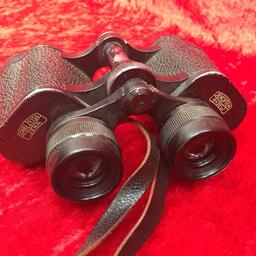 Vintage Carl Zeiss Jena - Jenoptem 8 x 30 binoculars. 
Collection only as don’t have PayPal