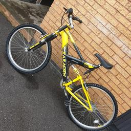 saracen 

Mans 26 inch wheel push bike 

In used condition everything works 

Aluminium frame 

21 speed gears

Front and back suspension 

Owned it for about 2 years for camping 

No play in crank or wheels 

Can deliver if not to far