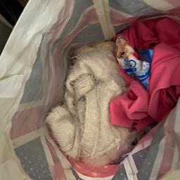 Small bag of girls clothes mostly jumpers and jackets age 3-4