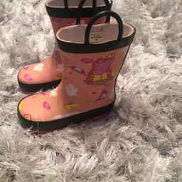 Peppa Pig wellies
Toddler size 6
Good condition plenty use left 
Can post if postage costs are paid