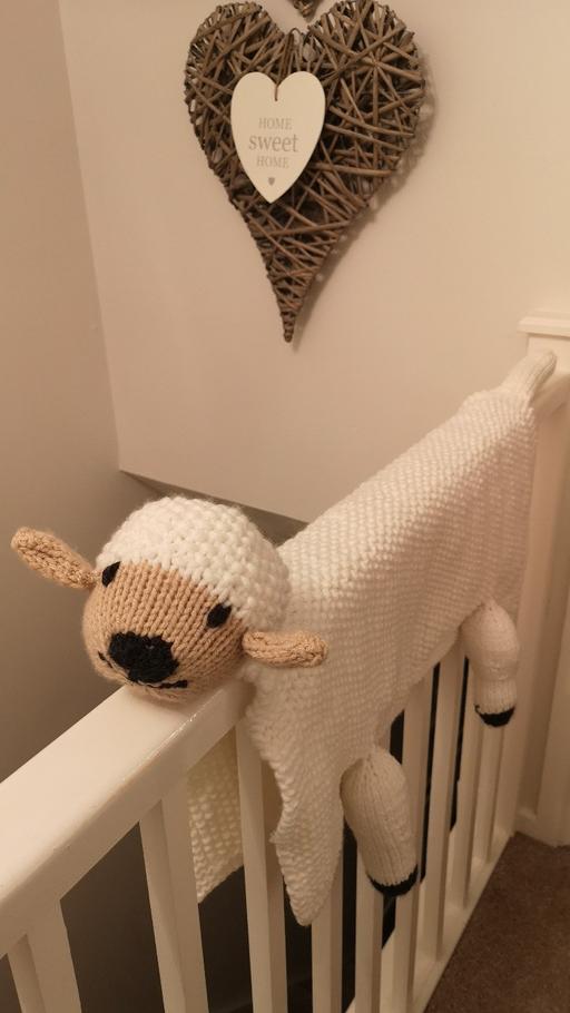 Buy & Sell County Durham Darlington - Photos for Hand knitted baby sheep blanket #valentine