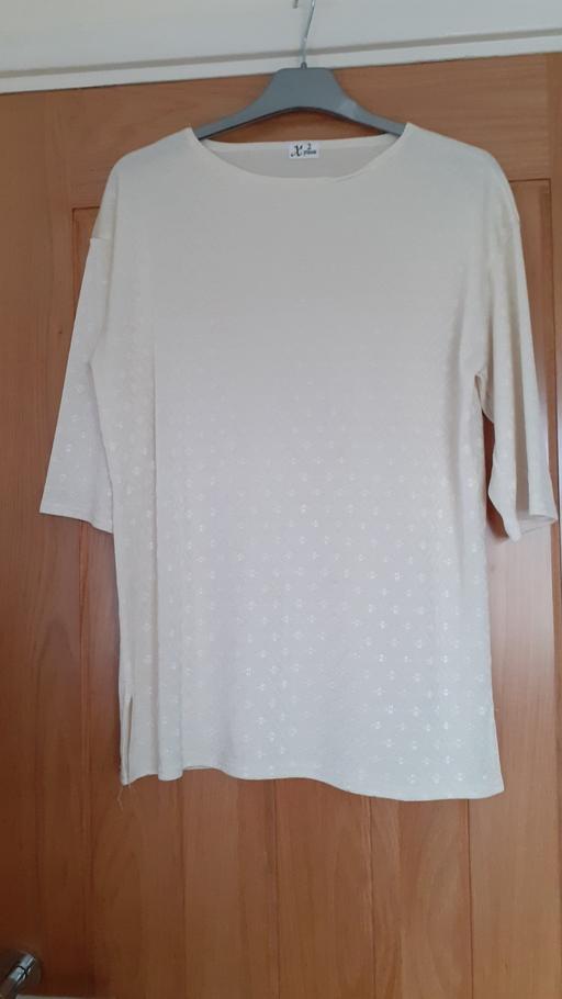 Buy & Sell West Midlands Dudley - Photos for Ladies top