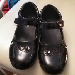 brand new school shoes never been worn size 13