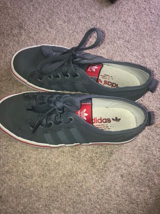 Buy & Sell East London Cubitt Town - East London - Photos for Adidas trainers