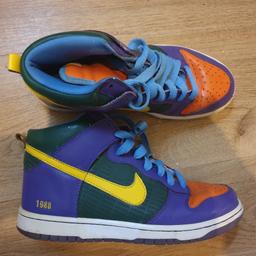 Used Nike trainers size 6 UK, good condition. As seen on pictures.