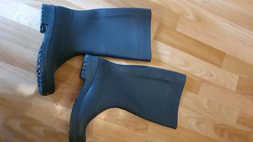 Buy & Sell North London Seven Sisters - North London - Photos for Wellington boots