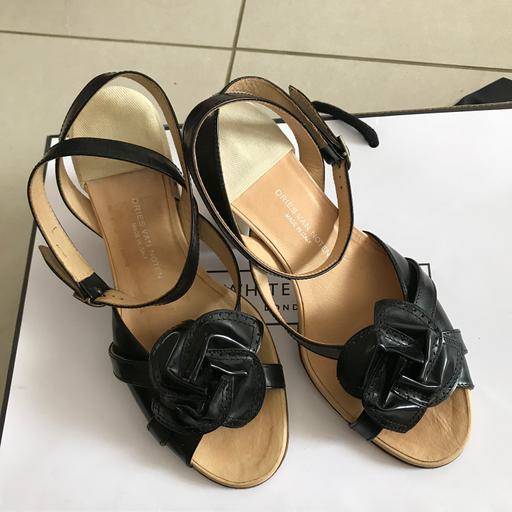 Buy & Sell Surrey Guildford - Photos for Dries Van Noten sandal