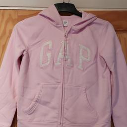 Girls pink gap hoody 
Age 10 years
Excellent condition
Smoke free home