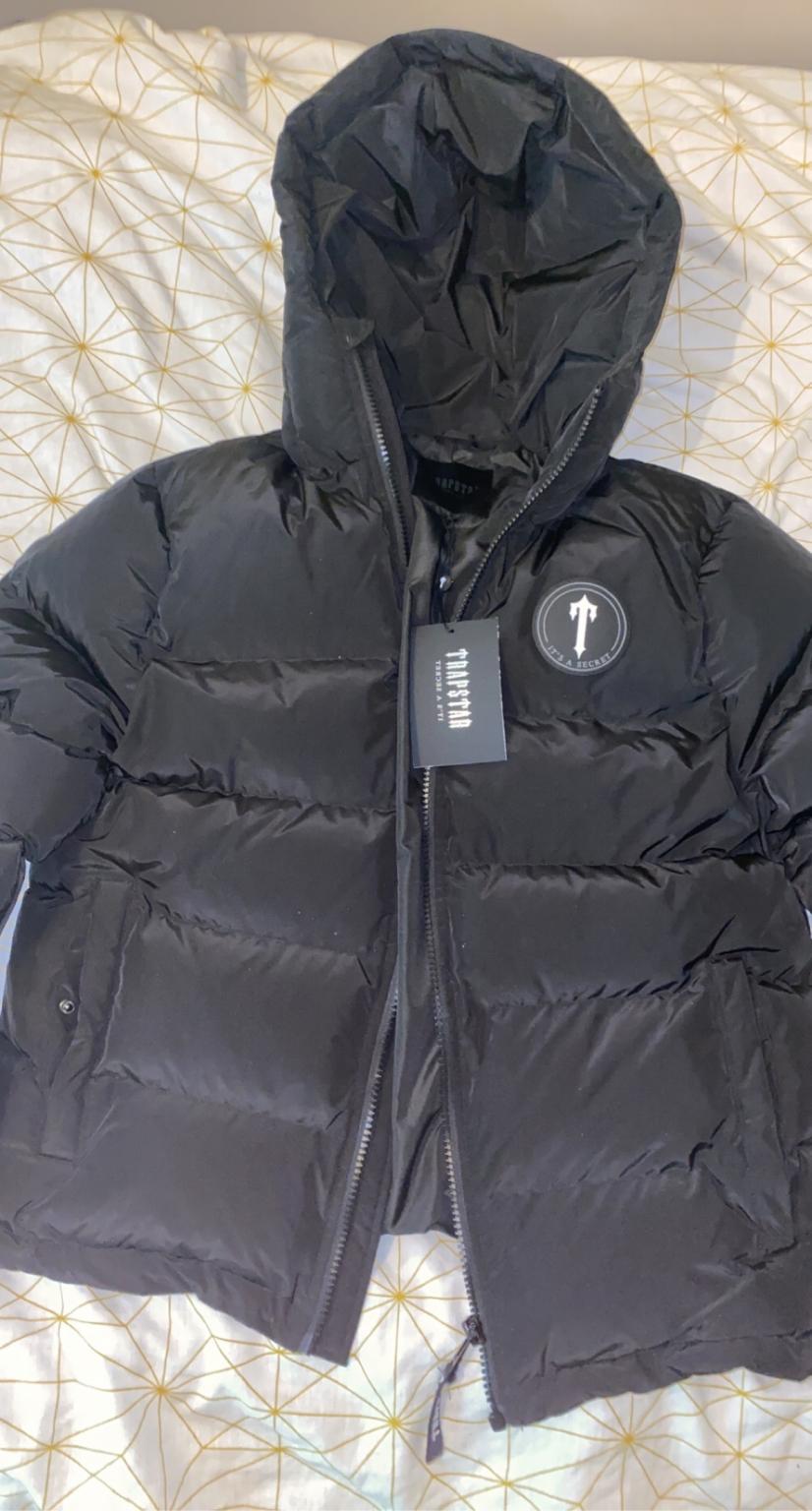 Trapstar irongate jacket in RM9 London für £ 200,00 zum Verkauf Shpock AT