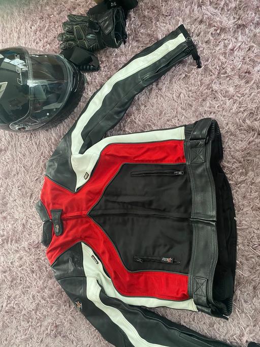 Vehicles Walsall West Midlands - Photos for Ladies helmet jacket gloves trousers