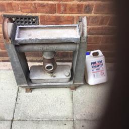 Eltex paraffin heater with water tray good working order good condition collection only