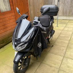 Selling my black Honda PCX, 2020 plate with minimal miles 6622. In immaculate condition and only used to commute back & forth from work. Recently had a full service and everything works perfectly. All accessories comes with it, back box, leg covers, rain cover, muffins, phone holder, disk lock & a helmet. All paperwork available. Only contact me of your serious, viewings available.