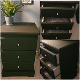 three drawer pine unit upcycled with natural charcoal chalk paint with brushed steel effect knobs. 

no longer required.

collection only x