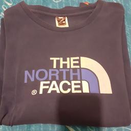 mens north face tshirt used but in good condition size xxl