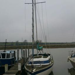 great yacht sleeps 5, moorings in lovely location in Faversham mooring can be taken over for £80 month it has a lovely pub 3 mins walk from the boat,we have started doing it up inside but are now having to sell due to leaving the country please call for more information after 7pm 07428086255 great little project for someone £1400 ono