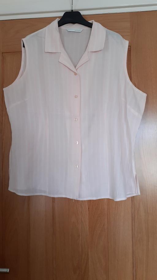 Buy & Sell West Midlands Dudley - Photos for Ladies top