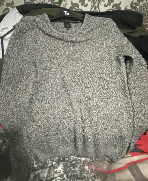 Buy & Sell Greater Manchester Rochdale - Photos for Men’s River Island Grey Knitted Jumper M