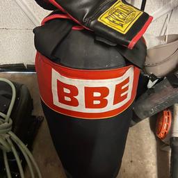 34” high punch bag with gloves